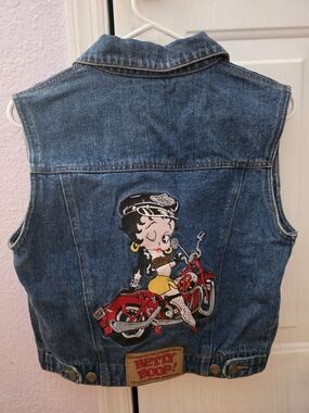 Classic Bettyboop Sm Blue Denim Sleeveless Jean Jacket